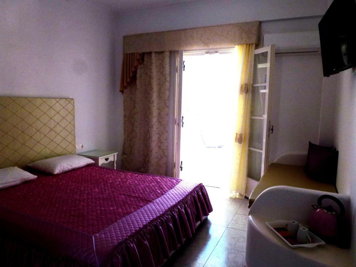Bougainvillea Suites Kamári المظهر الخارجي الصورة