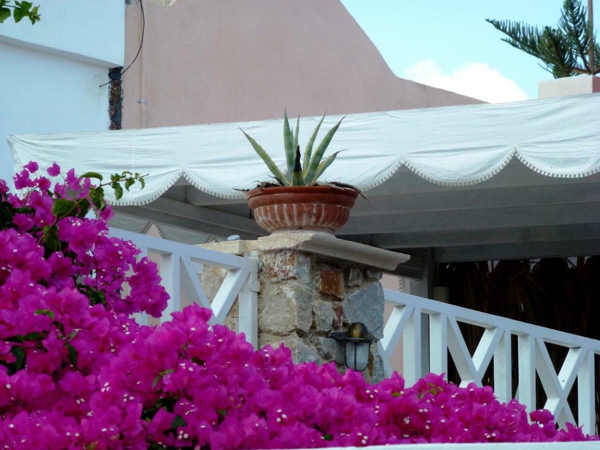 Bougainvillea Suites Kamári المظهر الخارجي الصورة